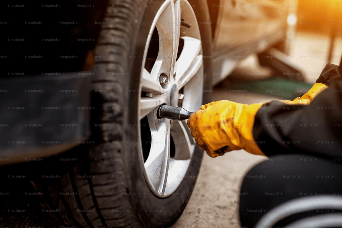 Tyre Change image